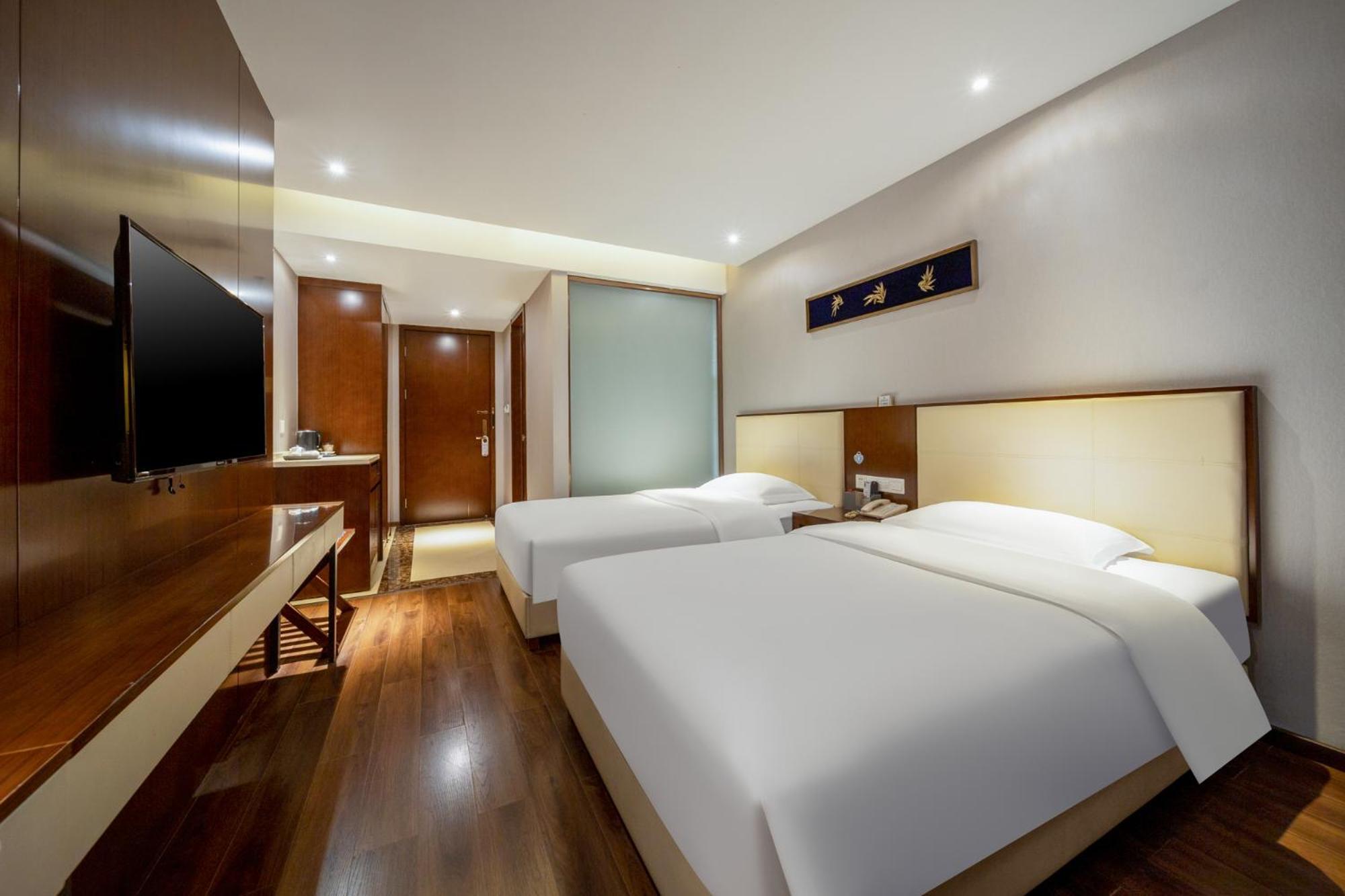 Milton Hotel 선전 시 외부 사진