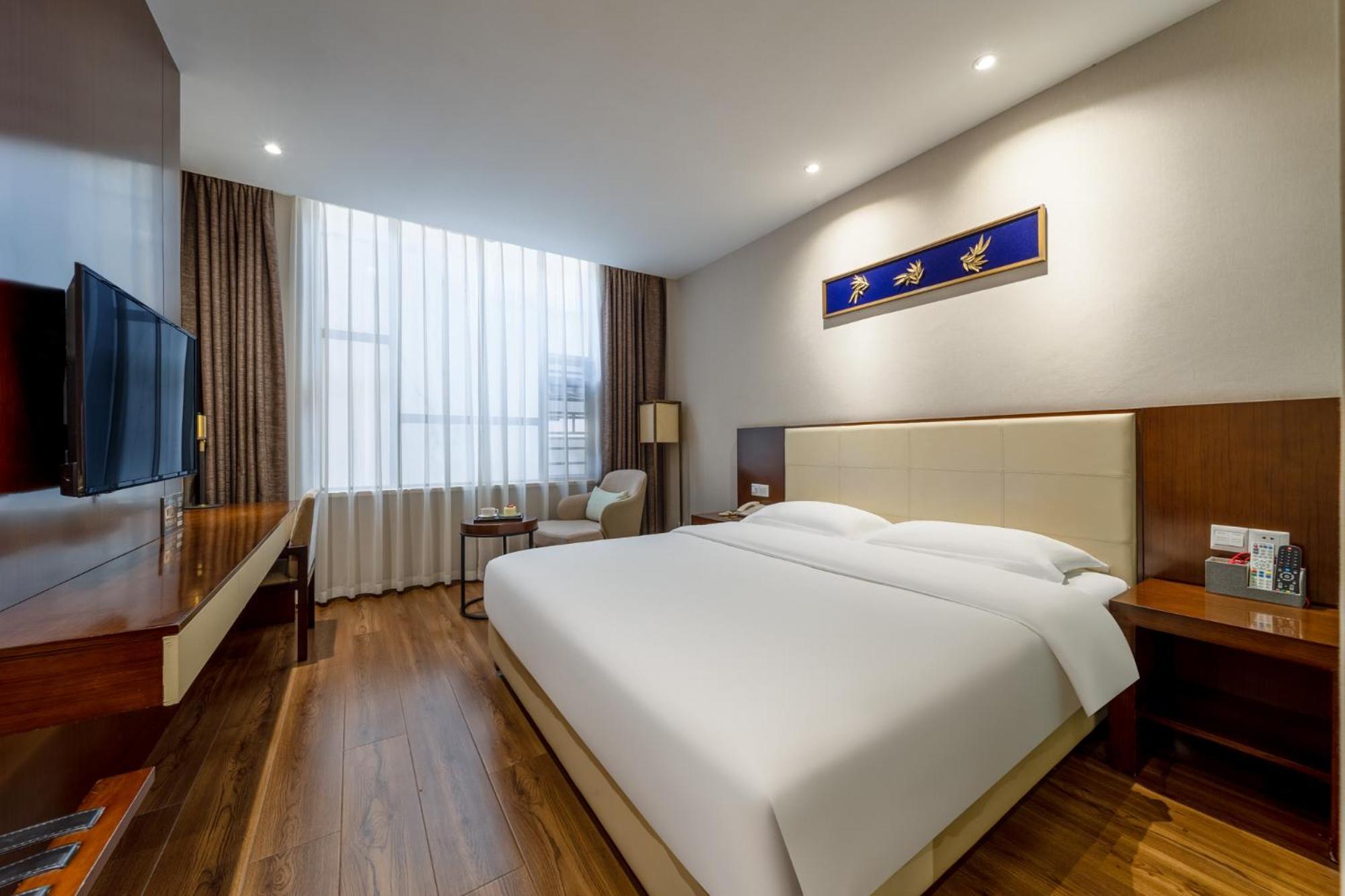 Milton Hotel 선전 시 외부 사진