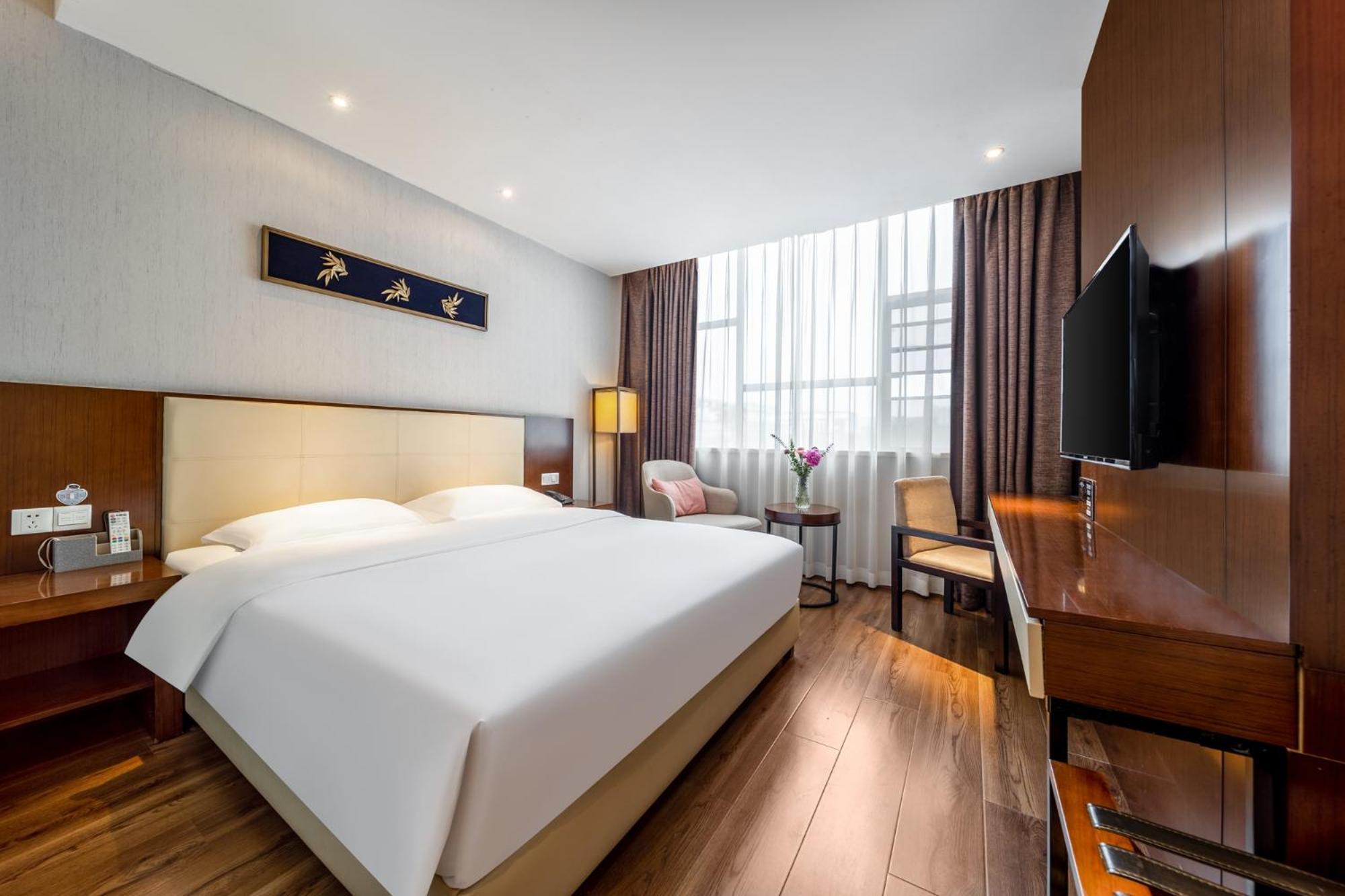 Milton Hotel 선전 시 외부 사진