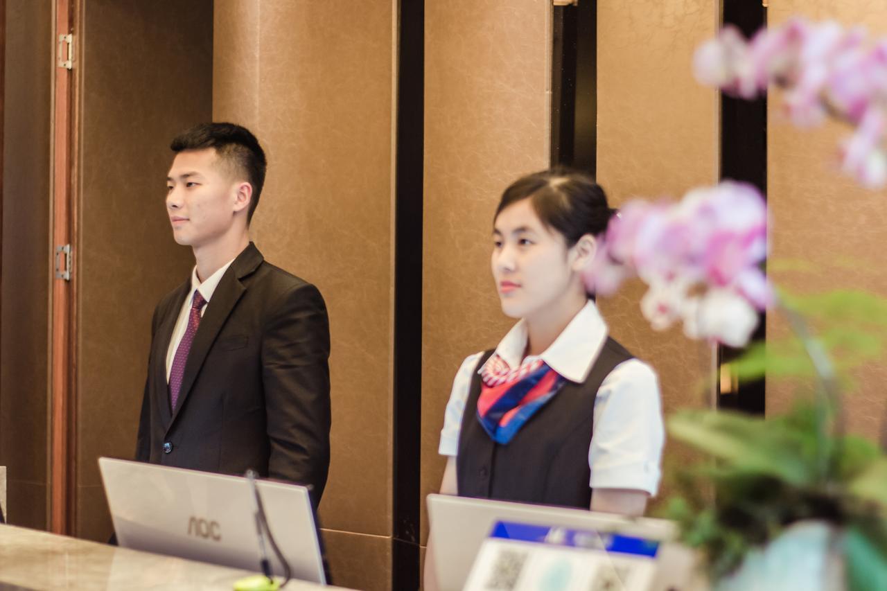 Milton Hotel 선전 시 외부 사진