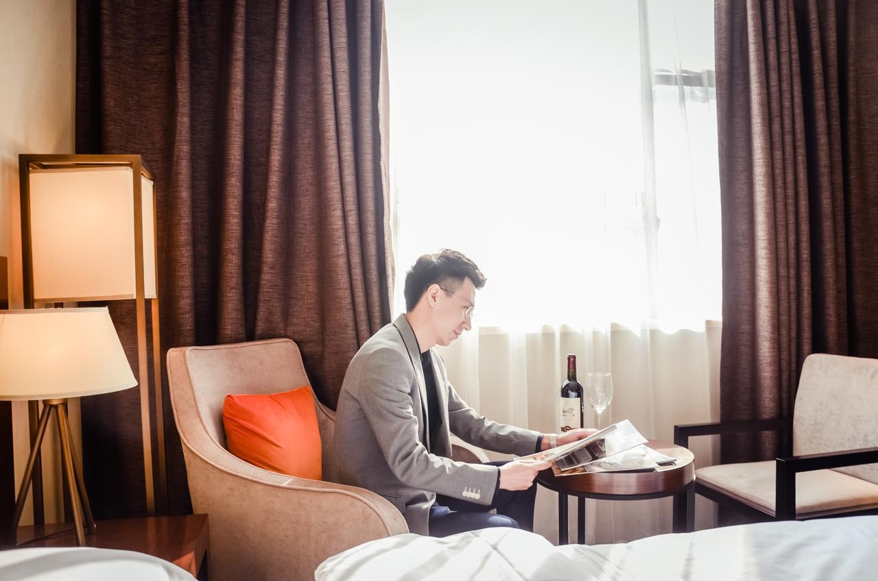 Milton Hotel 선전 시 외부 사진